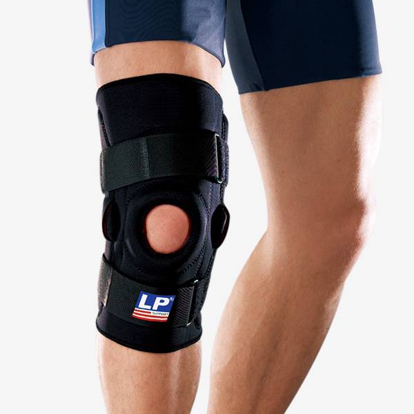 LP Support 710 Hinged Knee Stabilizer, Black, Large