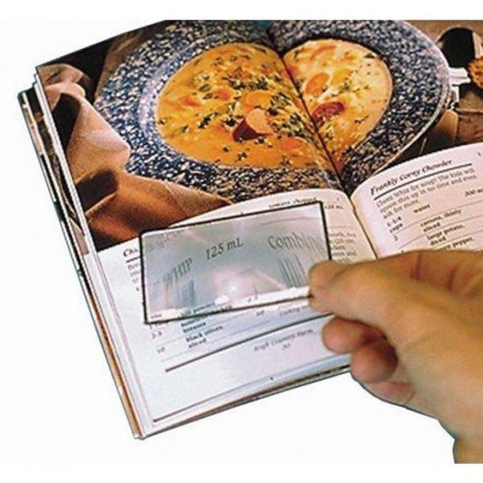 WALLET SIZE MAGNIFIER